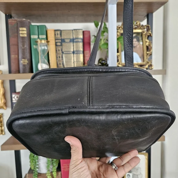 Rare! 80s Coach United States Stamp Ranch Stewardess Saddle Bag Black 0588-130 - Picture 9 of 16